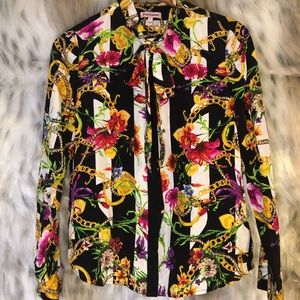 ✨2/25✨ Juicy Couture Button Up Shirt